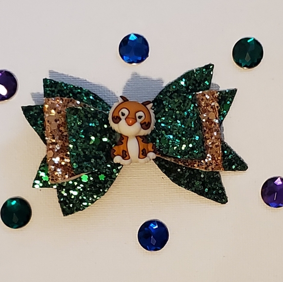 Bows - Picture 4 of 6